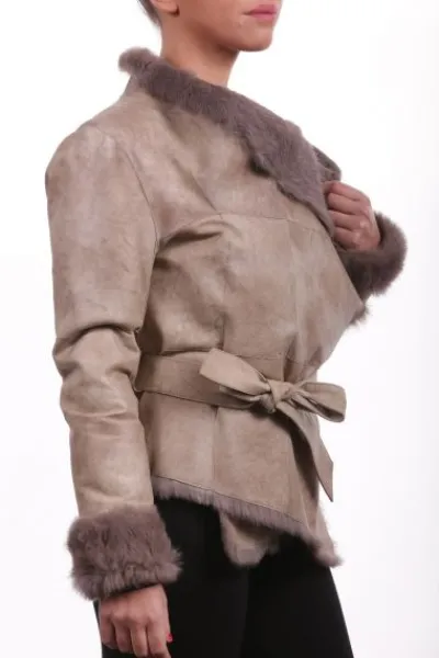 Nina Taupe*Milpau Hot